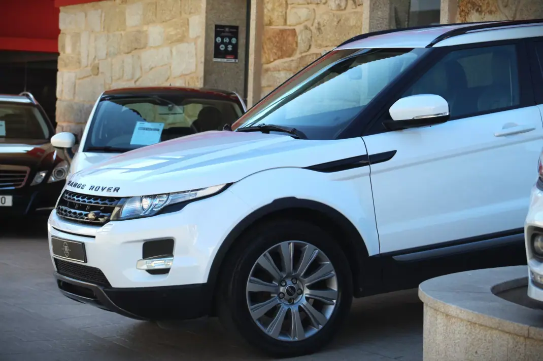 Land Rover Range Rover Evoque 2013 - 18990 EUR, 209500 km - AUTO.MOTO.pt - 209500km - foto 43 de 50