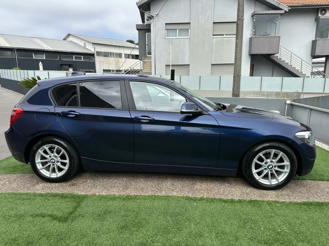 BMW 116 2012 - 11900 EUR, 230000 km - AUTO.MOTO.pt - 230000km - foto 16 de 65