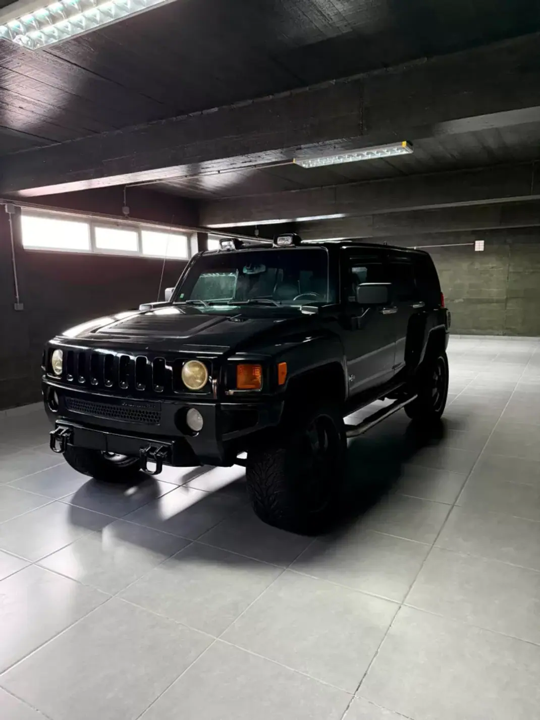Hummer H3 2005 - 35750 EUR, 85000 km - AUTO.MOTO.pt - 85000km - foto 6 de 14