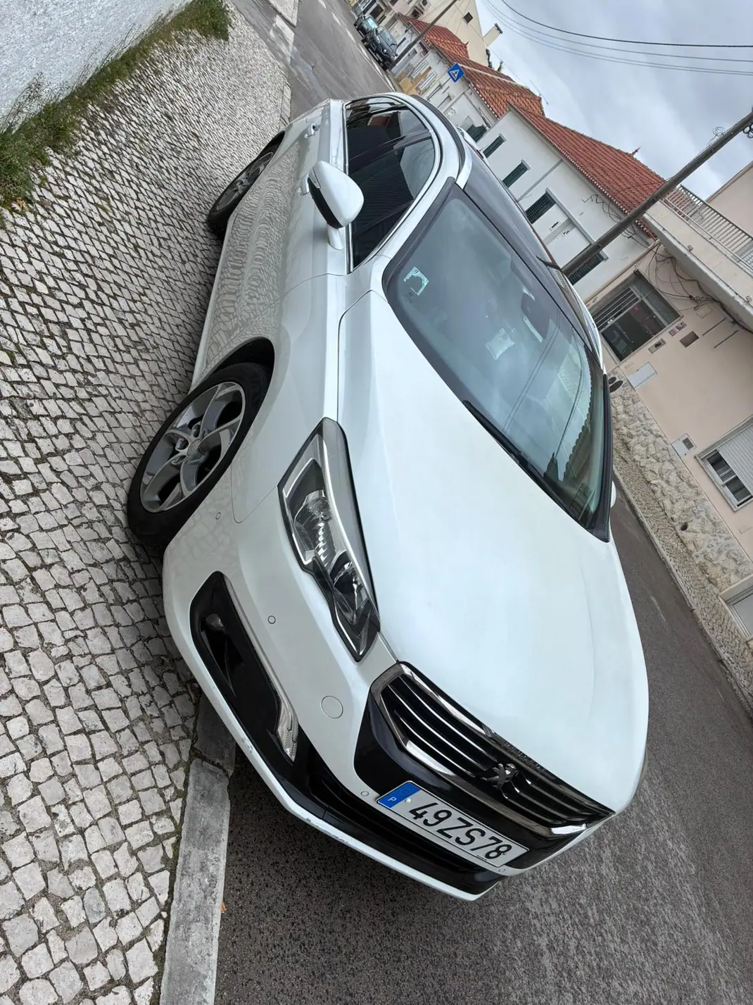 Peugeot 508 SW 2017 - 7500 EUR, 265000 km - AUTO.MOTO.pt - 265000km - foto 9 de 12