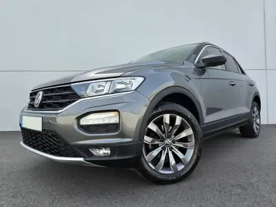 Volkswagen T-Roc 2021 - 17750 EUR, 72400 km - AUTO.MOTO.pt - 72400km - foto 2 de 37