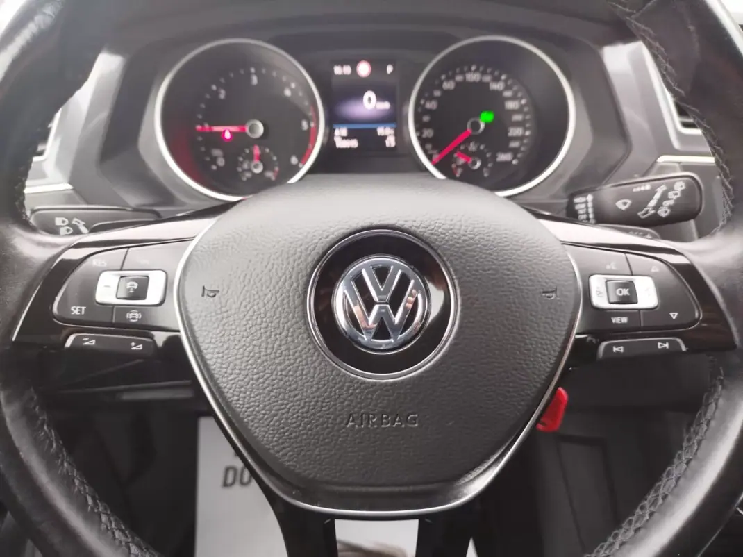 Volkswagen Tiguan Allspace 2021 - 31450 EUR, 108015 km - AUTO.MOTO.pt - 108015km - foto 5 de 20