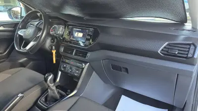 Volkswagen T-Cross 2022 - 16000 EUR, 74880 km - AUTO.MOTO.pt - 74880km - foto 15 de 20