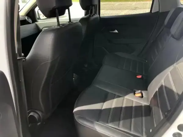Dacia Duster 2019 - 13999 EUR, 199000 km - AUTO.MOTO.pt - 199000km - foto 7 de 9