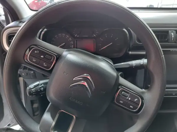 Citroën C3 2017 - 10900 EUR, 99000 km - AUTO.MOTO.pt - 99000km - foto 10 de 19