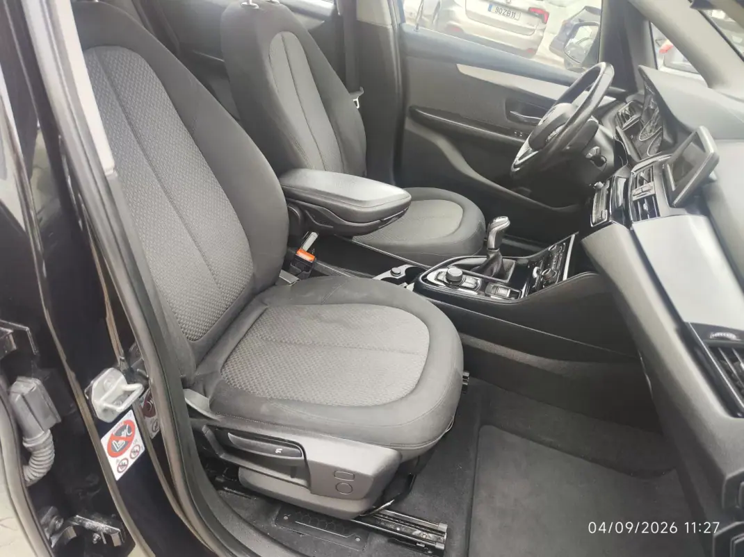 BMW 216 Active Tourer 2016 - 12780 EUR, 117000 km - 117000km - foto 11 de 40