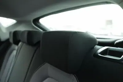 SEAT Leon 2021 - 15999 EUR, 127100 km - AUTO.MOTO.pt - 127100km - foto 9 de 24