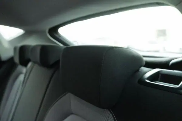 SEAT Leon 2021 - 15999 EUR, 127100 km - AUTO.MOTO.pt - 127100km - foto 9 de 24