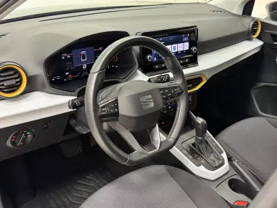 SEAT Arona 2023 - 18990 EUR, 63000 km - AUTO.MOTO.pt - 63000km - foto 22 de 29
