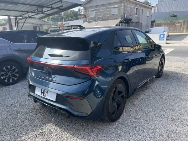 Cupra Born 2021 - 23990 EUR, 120500 km - AUTO.MOTO.pt - 120500km - foto 14 de 18