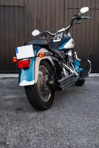Harley-Davidson Softail® Fat Boy® 2004 - 13500 EUR, 77000 km - AUTO.MOTO.pt - 77000km - foto 11 de 14
