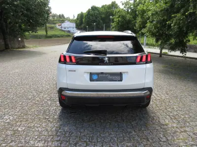 Peugeot 3008 2017 - 18990 EUR, 159000 km - AUTO.MOTO.pt - 159000km - foto 7 de 38