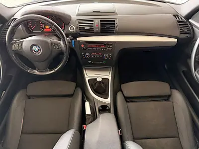 BMW 118 2007 - 12990 EUR, 245000 km - AUTO.MOTO.pt - 245000km - foto 37 de 37
