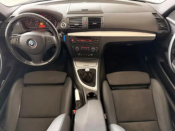 BMW 118 2007 - 12990 EUR, 245000 km - AUTO.MOTO.pt - 245000km - foto 37 de 37