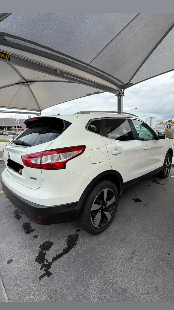 Nissan Qashqai 2015 - 12500 EUR, 193000 km - 193000km - foto 3 de 10