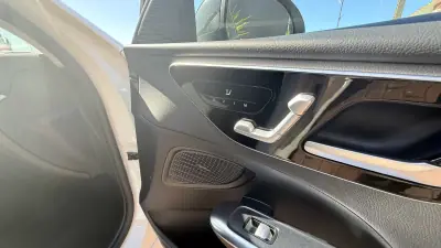 Mercedes-Benz C 300e 2022 - 33990 EUR, 90000 km - AUTO.MOTO.pt - 90000km - foto 29 de 29