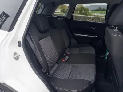 Suzuki Vitara 2019 - 15990 EUR, 77000 km - AUTO.MOTO.pt - 77000km - foto 30 de 32