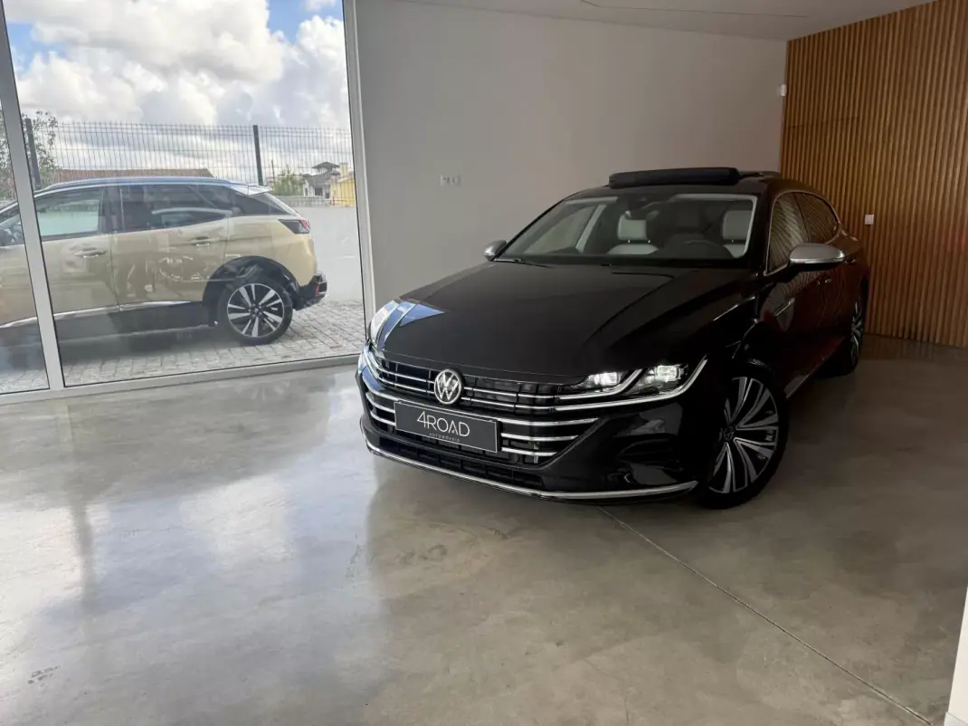 Volkswagen Arteon Shooting Brake 2021 - 23500 EUR, 168600 km - AUTO.MOTO.pt - 168600km - foto 12 de 144