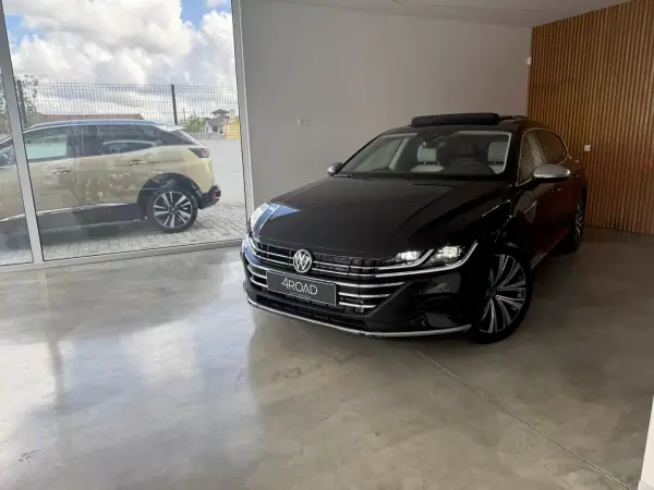 Volkswagen Arteon Shooting Brake 2021 - 23500 EUR, 168600 km - AUTO.MOTO.pt - 168600km - foto 12 de 144