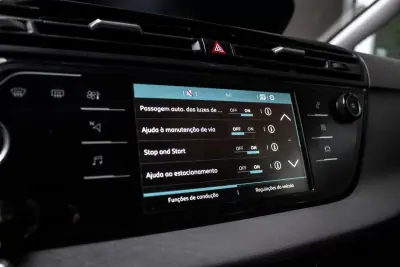 Citroën Grand C4 Spacetourer 2019 - 10750 EUR, 230819 km - AUTO.MOTO.pt - 230819km - foto 37 de 38