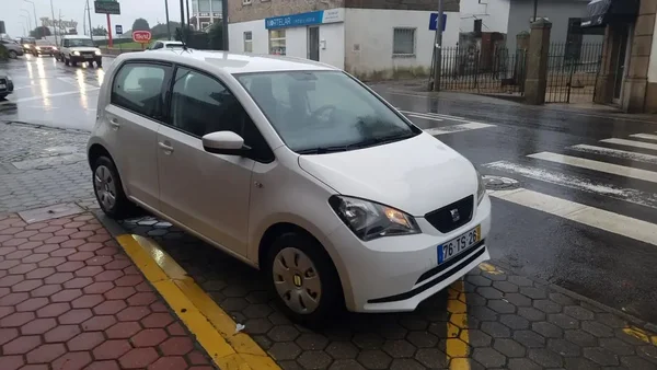 SEAT Mii 2017 - 8990 EUR, 43580 km - AUTO.MOTO.pt - 43580km - foto 2 de 14