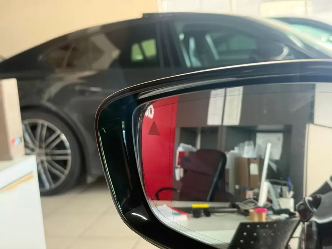 BMW 740 2018 - 29950 EUR, 249000 km - AUTO.MOTO.pt - 249000km - foto 40 de 41