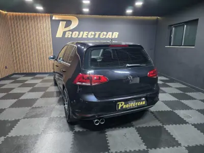 Volkswagen Golf 2013 - 14500 EUR, 180000 km - AUTO.MOTO.pt - 180000km - foto 3 de 18