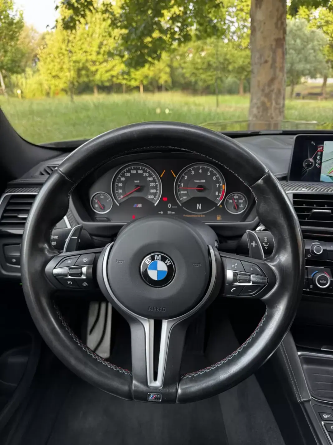 BMW M4 2017 - 58965 EUR, 120000 km - 120000km - foto 16 de 31