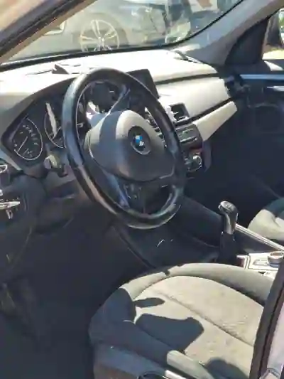 BMW X1 2017 - 17500 EUR, 150000 km - 150000km - foto 2 de 12