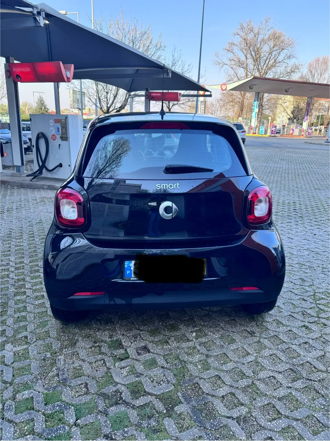 Smart ForFour 2016 - 12500 EUR, 84000 km - AUTO.MOTO.pt - 84000km - foto 4 de 8