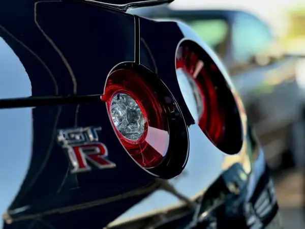 Nissan GT-R 2014 - 129900 EUR, 116000 km - AUTO.MOTO.pt - 116000km - foto 12 de 18