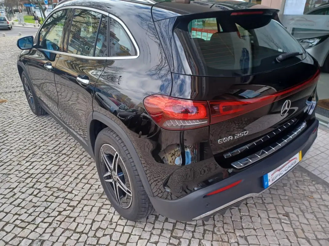 Mercedes-Benz EQA 2022 - 37890 EUR, 41186 km - AUTO.MOTO.pt - 41186km - foto 5 de 28