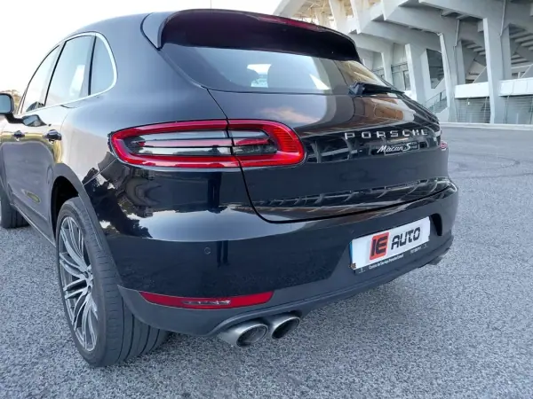 Porsche Macan 2014 - 38490 EUR, 168209 km - AUTO.MOTO.pt - 168209km - foto 7 de 37
