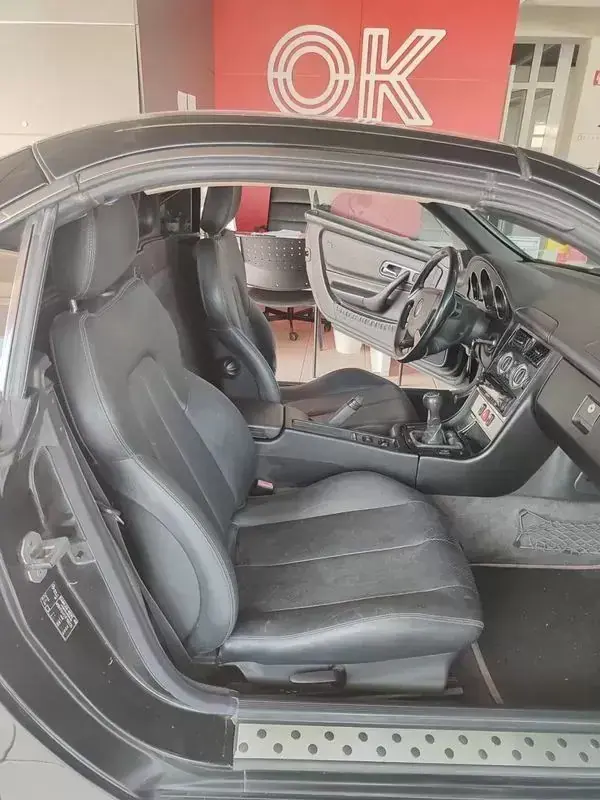Mercedes-Benz SLK 200 1999 - 8750 EUR, 220000 km - AUTO.MOTO.pt - 220000km - foto 15 de 31