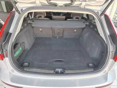 Volvo V60 2024 - 36500 EUR, 69000 km - AUTO.MOTO.pt - 69000km - foto 16 de 35