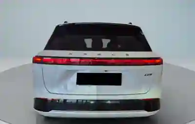 Xpeng G9 2026 - 24000 EUR, 6500 km - foto 5 de 7