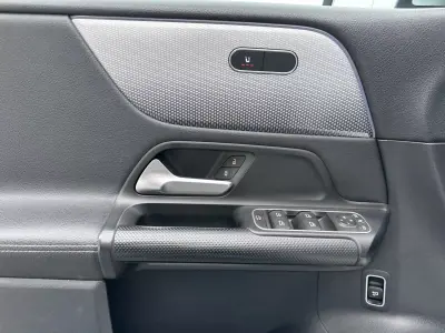 Mercedes-Benz B 180 2019 - 18900 EUR, 160000 km - AUTO.MOTO.pt - 160000km - foto 12 de 47