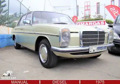 Mercedes-Benz 220 1975 - 12500 EUR, 31373 km - AUTO.MOTO.pt - 31373km - foto 2 de 20