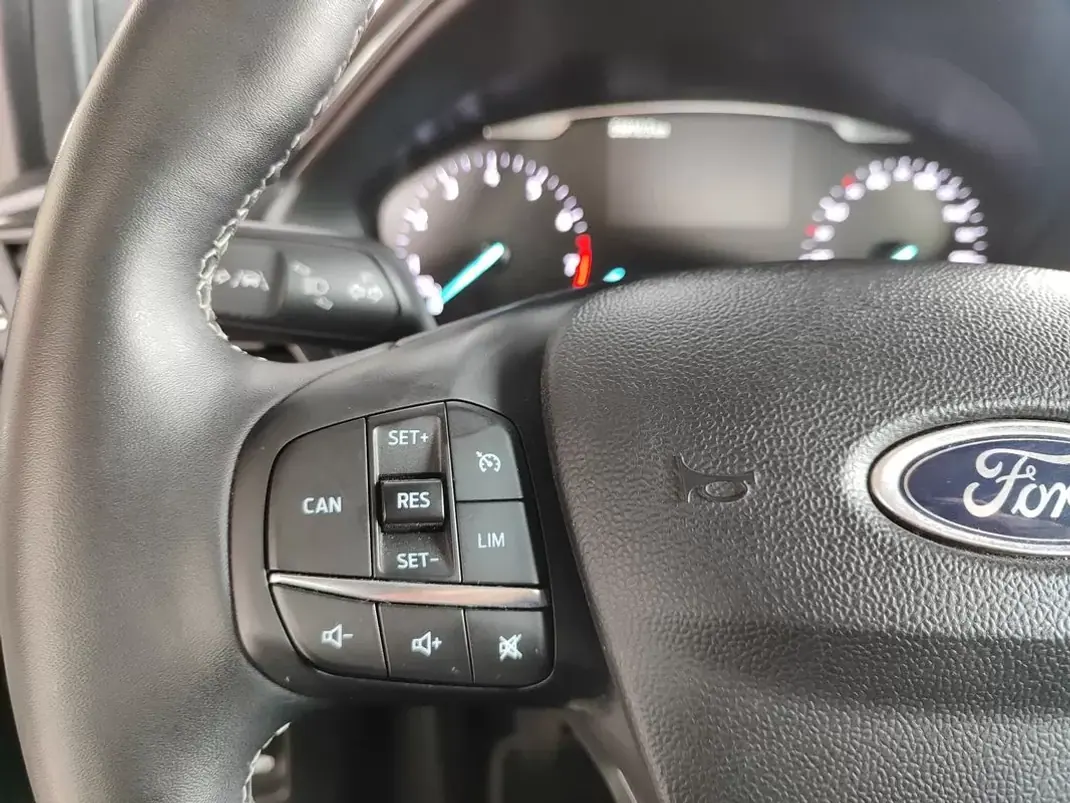 Ford Puma 2020 - 15950 EUR, 53950 km - AUTO.MOTO.pt - 53950km - foto 23 de 32