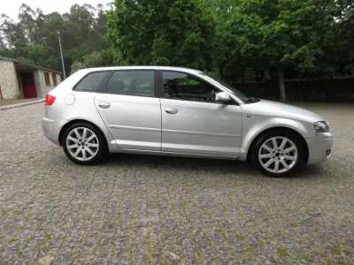 Audi A3 Sportback 2005 - 6990 EUR, 330000 km - AUTO.MOTO.pt - 330000km - foto 10 de 31