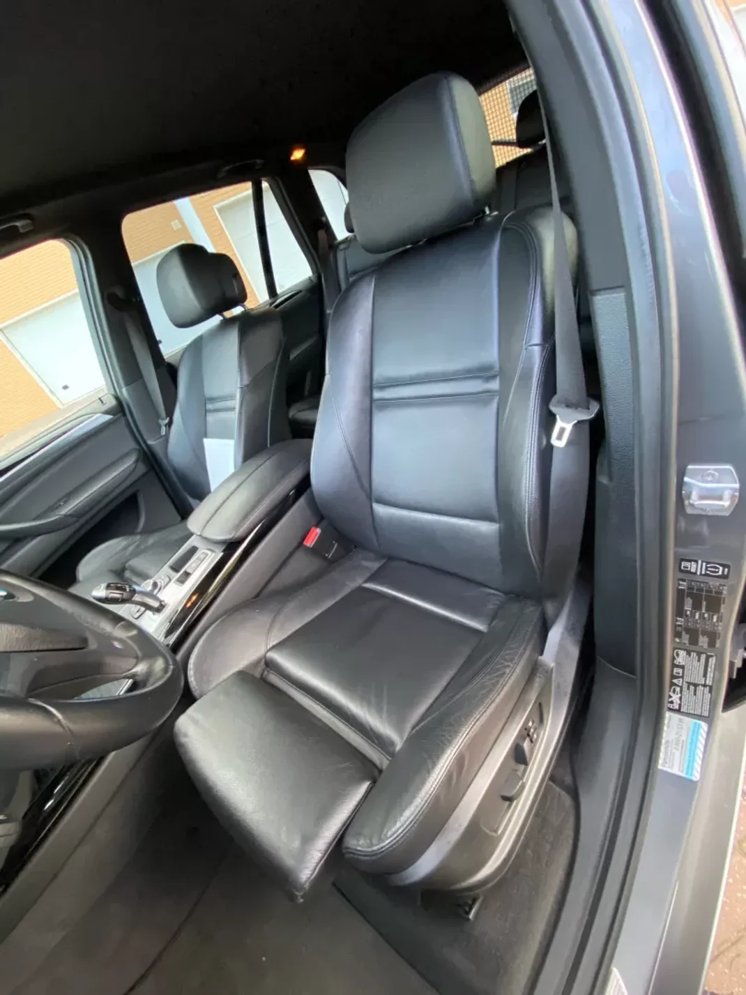 BMW X5 2013 - 23965 EUR, 239000 km - AUTO.MOTO.pt - 239000km - foto 10 de 32