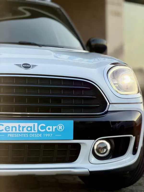 MINI Countryman 2019 - 24450 EUR, 79000 km - AUTO.MOTO.pt - 79000km - foto 27 de 31