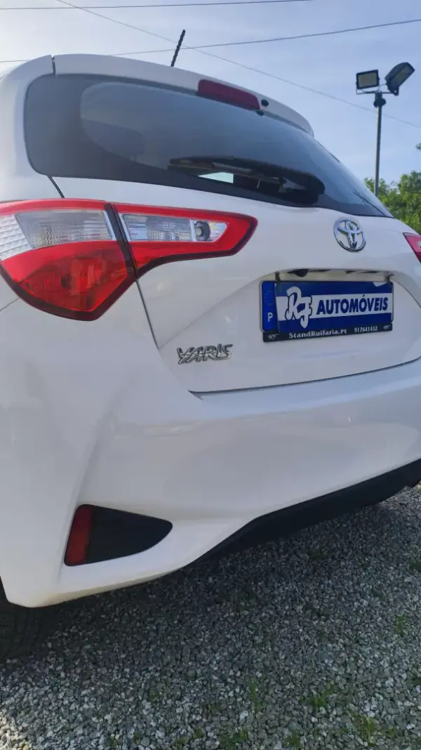 Toyota Yaris 2020 - 12579 EUR, 190178 km - AUTO.MOTO.pt - 190178km - foto 15 de 15