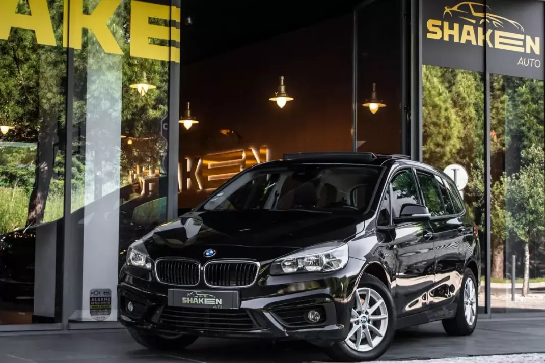BMW 216 Gran Tourer 2017 - 13990 EUR, 172292 km - AUTO.MOTO.pt - 172292km - foto 1 de 40