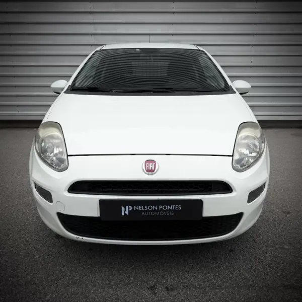Fiat PUNTO 2015 - 4900 EUR, 139000 km - 139000km - foto 12 de 17
