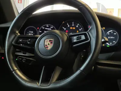 Porsche 992 2019 - 139990 EUR, 90000 km - AUTO.MOTO.pt - 90000km - foto 20 de 56