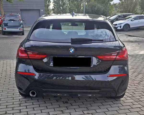 BMW 116 2021 - 18000 EUR, 129000 km - AUTO.MOTO.pt - 129000km - foto 6 de 24