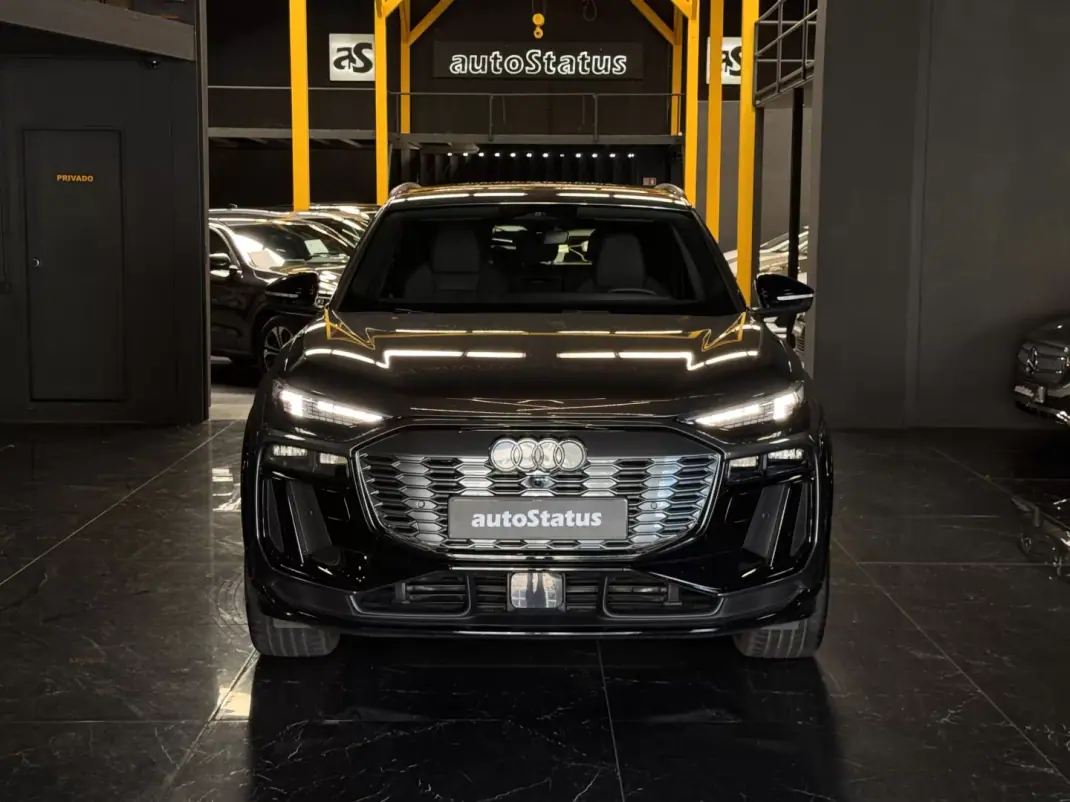 Audi Q6 e-tron 2025 - 59990 EUR, 16300 km - 16300km - foto 2 de 25