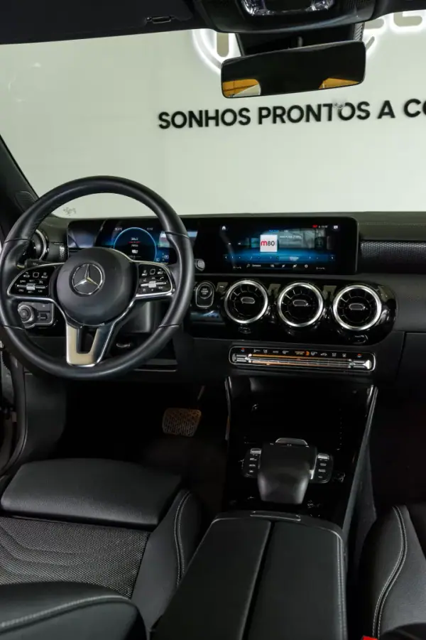 Mercedes-Benz CLA 250 2023 - 31500 EUR, 78954 km - AUTO.MOTO.pt - 78954km - foto 21 de 43