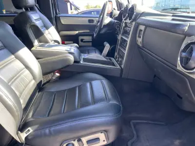 Hummer H2 2010 - 60000 EUR, 143000 km - AUTO.MOTO.pt - 143000km - foto 12 de 17